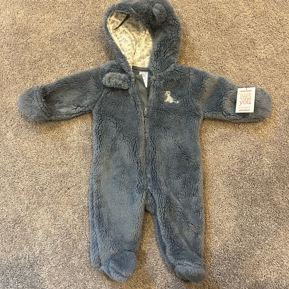 Carter’s Fleece Snowsuit Size 3 Months
